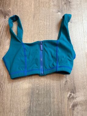 BuffBunny Teal Front-Zip Sports Bra